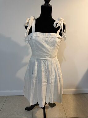 NWT Vanilla Sky White Mini Dress with Tie Straps size XS